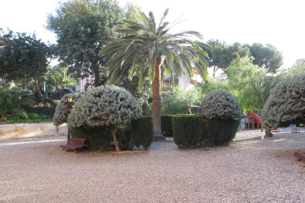 Apartment In Front Of Arrabassada Beach Tarragona Buitenkant foto