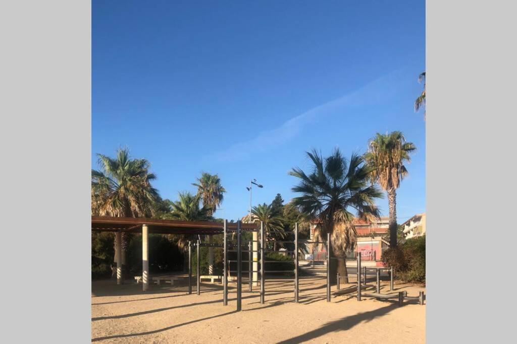 Apartment In Front Of Arrabassada Beach Tarragona Buitenkant foto