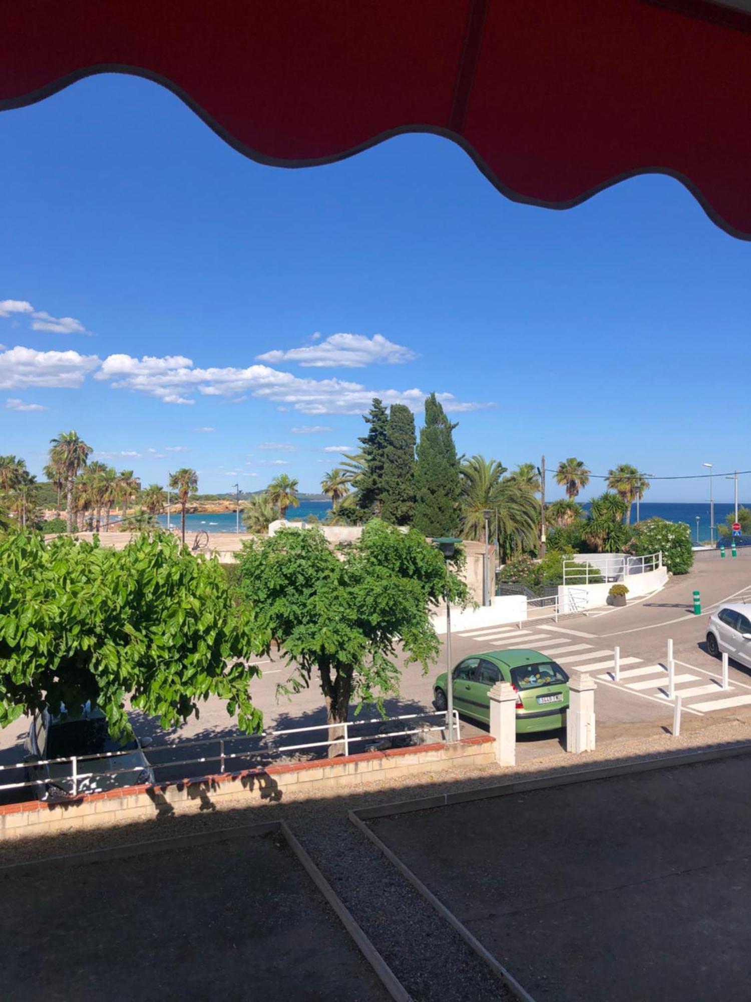 Apartment In Front Of Arrabassada Beach Tarragona Buitenkant foto